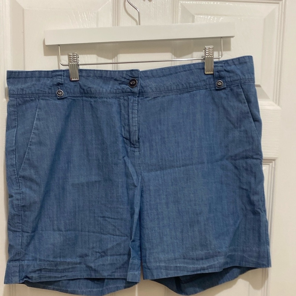 Isaac Mizrahi Blue Women's Shorts